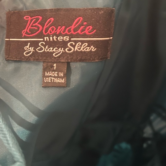 Blondie nights, sparkly sequined, green party dress. Size 1 - Picture 3 of 5